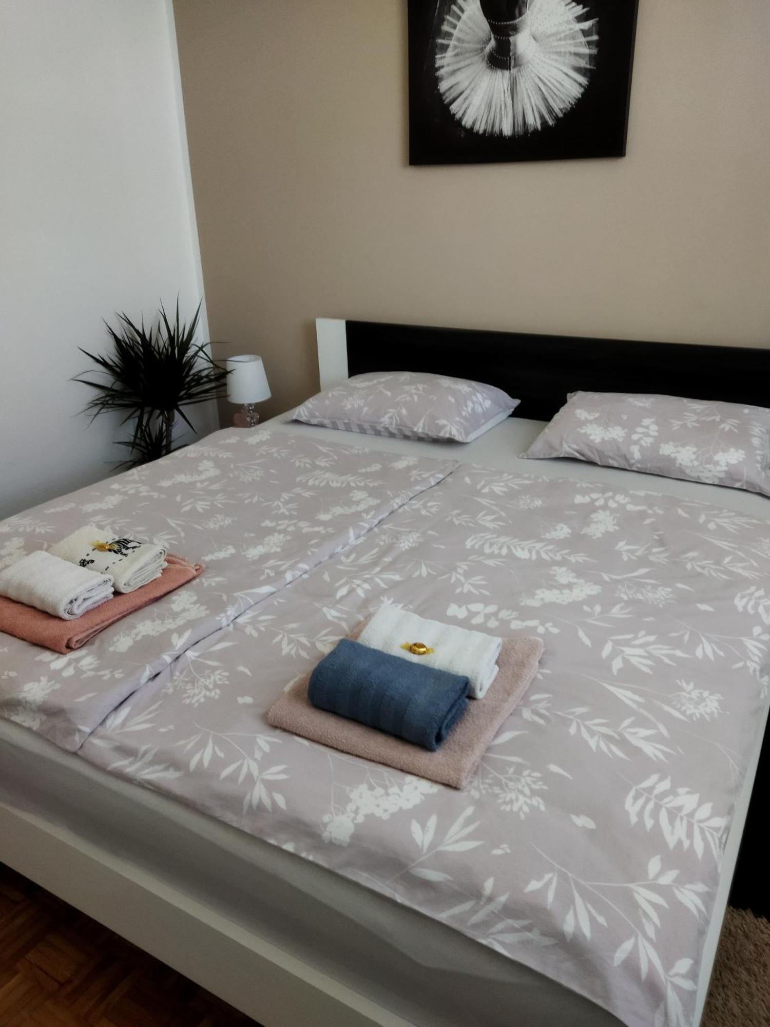 Apartma Jerman - Cerknica Eksteriør billede